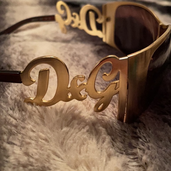 Dolce & Gabbana sunglasses - Picture 2 of 4